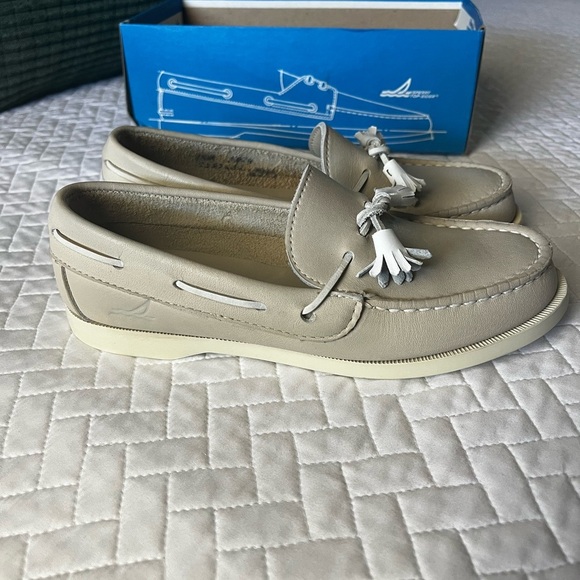Vintage Sperry top sider (new with box no lid) - Picture 2 of 6